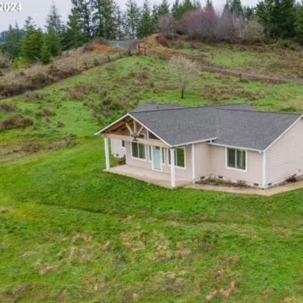 Buy this 3 bed house on 92083 North Fork Road in Coos County, OR 97458