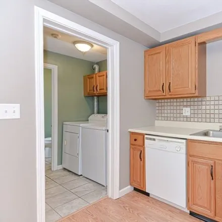 Image 3 - K1;K2;K3;K4;K5;K6;K7;K8 Regent Street, North Attleborough, MA 02760, USA - Townhouse for sale