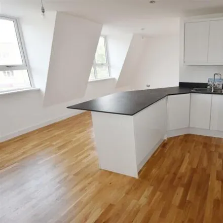 Image 2 - Happy House, 3 Redcatch Road, Bristol, BS4 2EP, United Kingdom - Apartment for rent