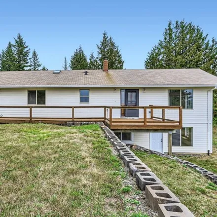 Buy this 2 bed house on Southeast Smith Road in Multnomah County, OR 97019