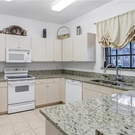 Image 3 - 15140 Summit Place Circle, Collier County, FL 34119, USA - House for sale