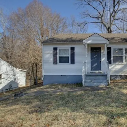 Rent this 2 bed house on 989 Oakdale Drive in Clarksville, TN 37040
