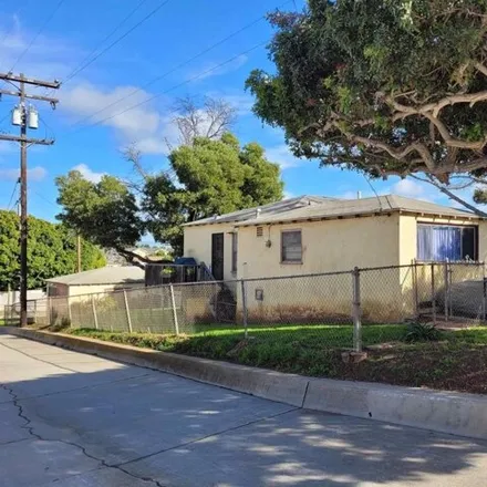 Image 3 - 759 Delaware Street, Imperial Beach, CA 91932, USA - House for sale