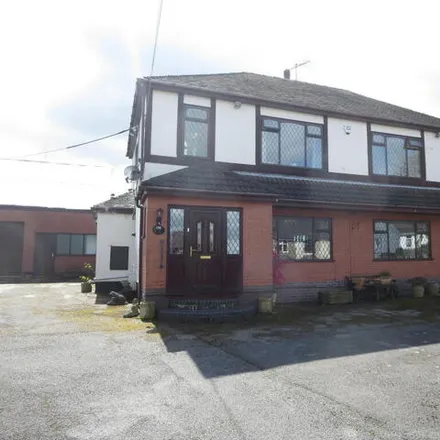 Buy this 6 bed house on Lloyds Pharmacy in 72-74 Milton Road, Hanley
