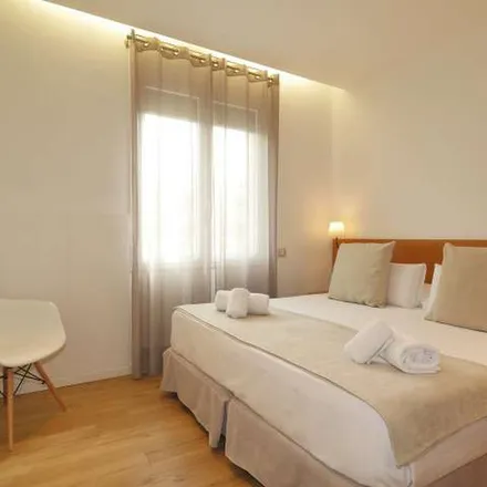 Image 7 - Carrer de Valldonzella, 7, 08001 Barcelona, Spain - Apartment for rent