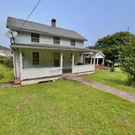 Buy this 2 bed house on 238 Linden Street in Gassaway, Braxton County