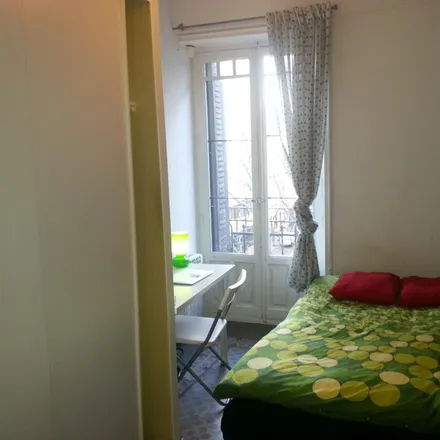 Rent this 9 bed room on Madrid in Paseo de las Delicias, 17