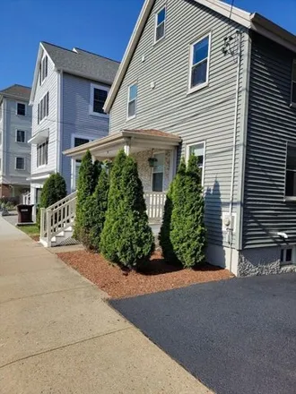 Image 3 - 321 East St, Dedham, Massachusetts, 02026 - House for sale