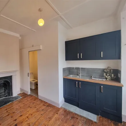 Rent this 1 bed room on 30A Willoughby Lane in London, N17 0SS
