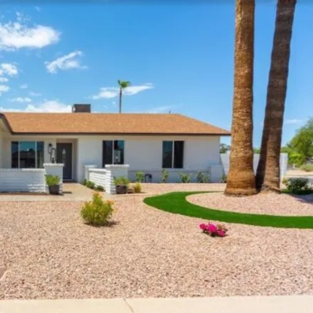 Buy this 3 bed house on 5936 E Everett Dr in Scottsdale, Arizona