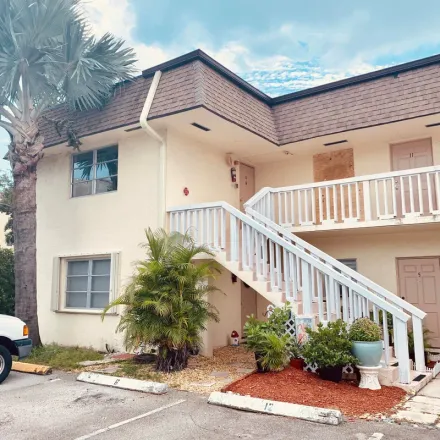 Image 9 - South Lake Drive, Lantana, FL 33462, USA - Apartment for rent