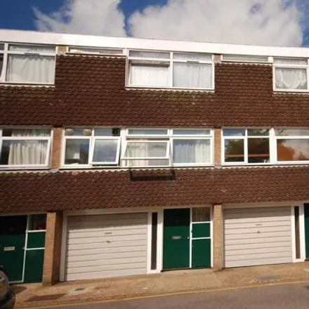 Rent this 2 bed house on AD Dental Laboratories in Guildford Road, Horsell