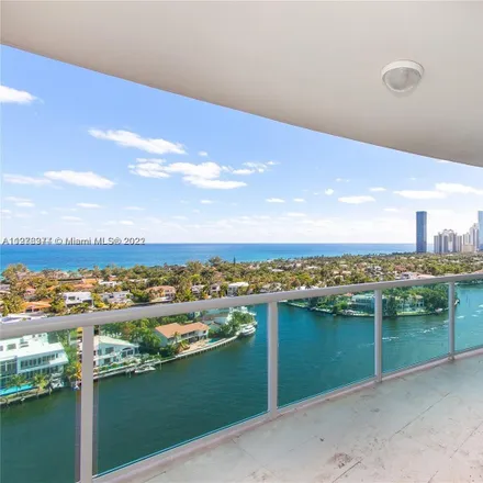 Rent this 3 bed condo on East Country Club Drive @ # 20191 in East Country Club Drive, Aventura