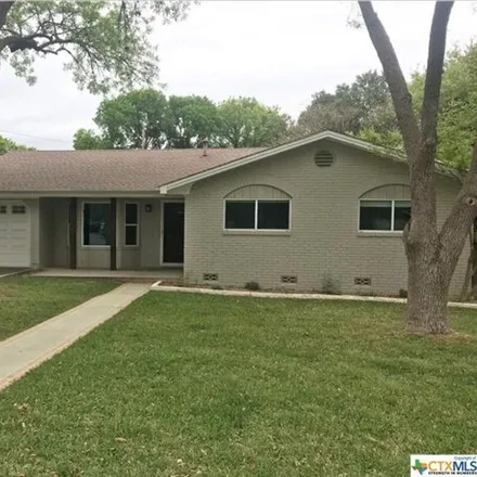 Rent this 3 bed house on 29 Ridge Drive in Kirkwood, New Braunfels