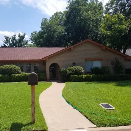 Rent this 3 bed house on 1906 Fox Hill Court in Arlington, TX 76015