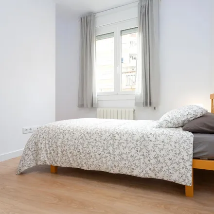 Rent this 2 bed apartment on Antúnez in Carrer de Neptú, 18