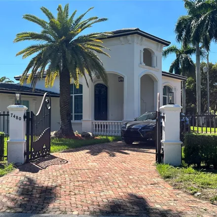 Rent this 5 bed house on 7480 Southwest 126th Street in Suniland, Pinecrest