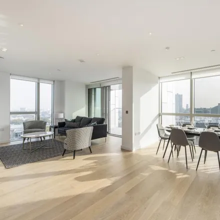 Rent this 3 bed apartment on Atlas Building in 145 City Road, London