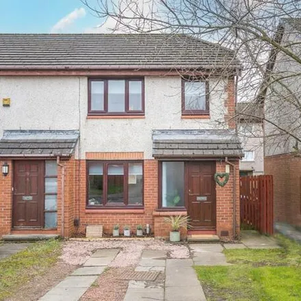 Buy this 3 bed townhouse on 49 Willow Grove in Pumpherston, EH54 5NA