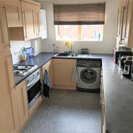 Rent this 2 bed room on Kilby Road in Stevenage, SG1 2LT