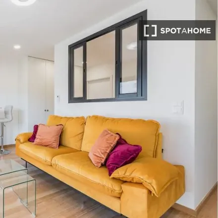 Rent this studio apartment on Pingo Doce in Rua de Monte Pedral 31, 4050-417 Porto