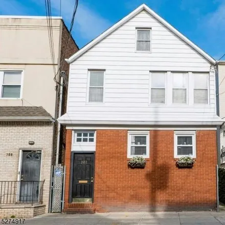 Buy this 3 bed house on 733 3rd Avenue in Union Square, Elizabeth