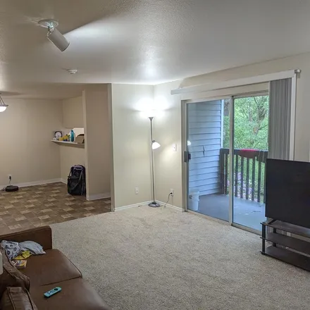 Rent this 1 bed room on Shadowbrook in Redmond, WA 98952
