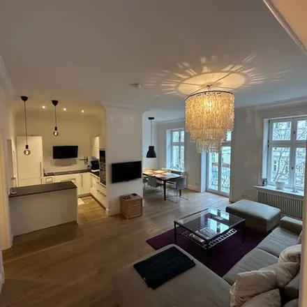 Image 8 - Villa Kunterbunt, Dunckerstraße 21, 10437 Berlin, Germany - Apartment for rent