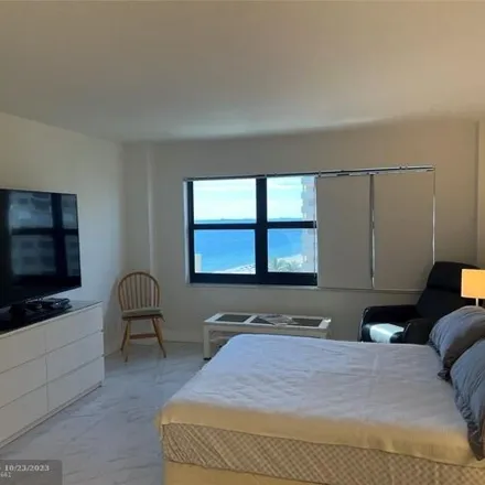 Image 5 - 5098 North Ocean Drive, Lauderdale-by-the-Sea, Broward County, FL 33308, USA - Condo for rent