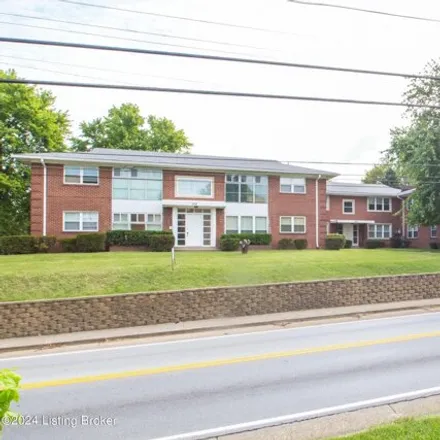 Buy this 2 bed condo on 1743 Newburg Road in Highlands, Louisville