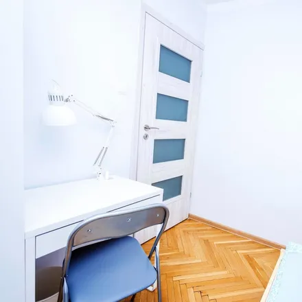 Rent this 3 bed room on Długa 19 in 00-238 Warsaw, Poland