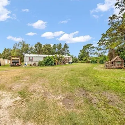 Buy this studio apartment on 1243 Case Road in Hendry County, FL 33935