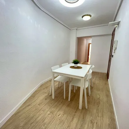 Image 8 - Carrer del Reverend José María Pinazo, 5, 46020 Valencia, Spain - Apartment for rent