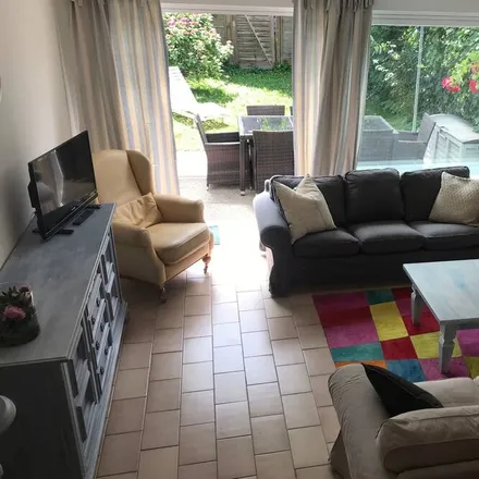 Rent this 4 bed house on 23743 Grömitz