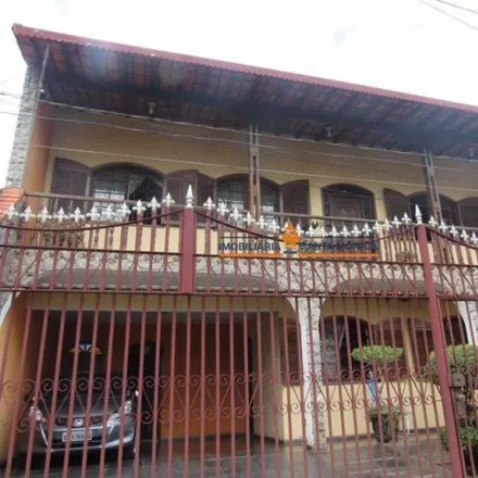 Buy this 5 bed house on Rua Fragatas in Vila Clóris, Belo Horizonte - MG