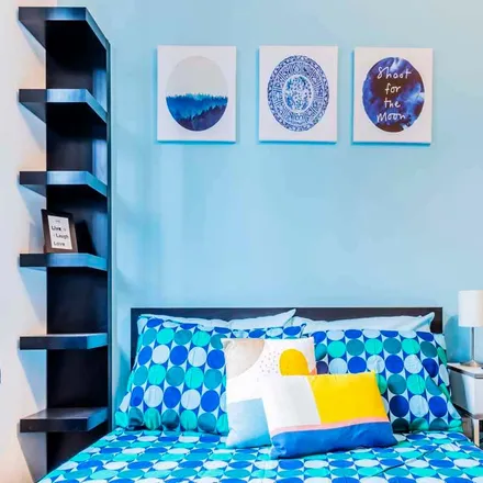 Rent this 5 bed room on Via Andrea Solari in 45, 20144 Milan MI
