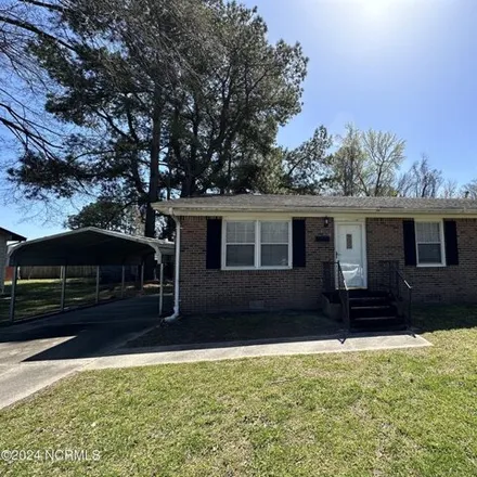 Rent this 3 bed house on 353 Rhode Island Avenue in Elizabeth City, NC 27909