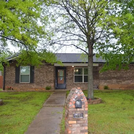 Buy this 3 bed house on 1709 Timberlane in Jacksboro, TX 76458