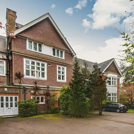 Rent this 5 bed apartment on Longfield House in Longfield Drive, London