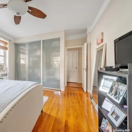 Image 4 - 110-07 73rd Road, New York, NY 11375, USA - Condo for sale