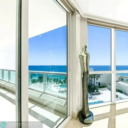 Image 9 - 3033 Poinsettia Street, Fort Lauderdale, FL 33316, USA - Condo for sale