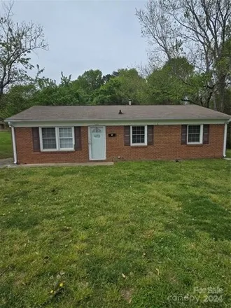 Buy this 3 bed house on 1498 Lanier Court in Burlington, NC 27217