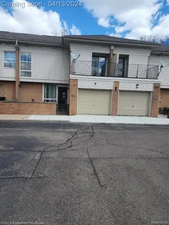 Buy this 3 bed townhouse on 1016 Stafford Place in Detroit, MI 48207