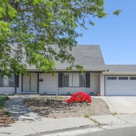 Buy this 4 bed house on 1300 Avon Way in Fairfield, CA 94533