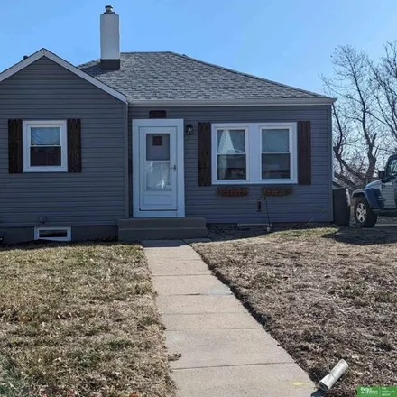 Buy this 4 bed house on 6161 South 33rd Avenue in Omaha, NE 68107