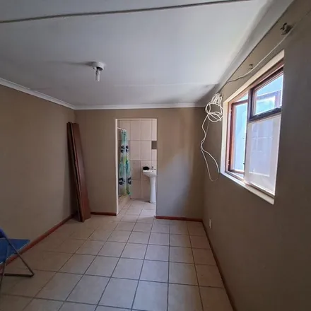 Image 6 - Wespoort Drive, Rocklands, Mitchells Plain, 7785, South Africa - Apartment for rent