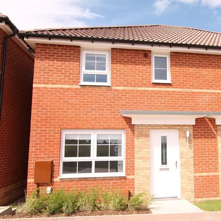 Rent this 3 bed duplex on Jackson Grove in Cottingham, HU16 5GP