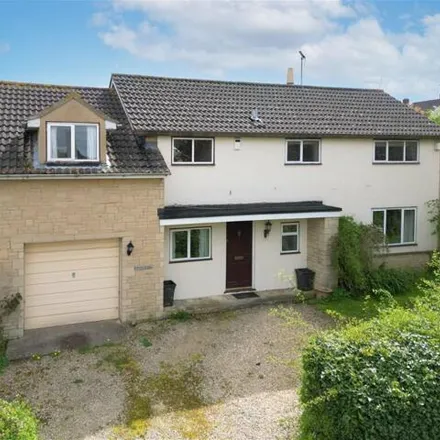 Buy this 5 bed house on Cotswold Close in Tredington, CV36 4NR