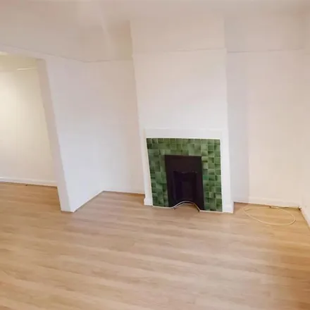 Rent this 3 bed apartment on Asmuns Hill in London, NW11 6ES