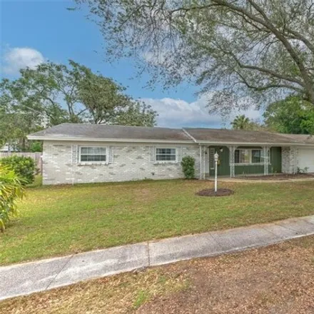 Buy this 4 bed house on 2204 Malibu Drive in Brandon, FL 33511